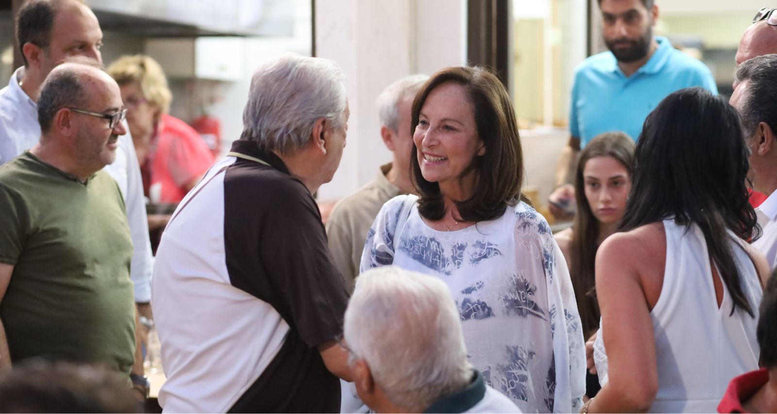 anna-diamantopoulou-with-people